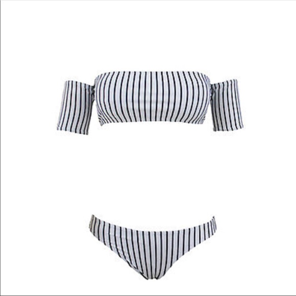 Black & White Stripe Push Up Bikini - Picture 2 of 4